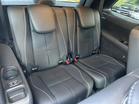 Certified 2025 Mercedes-Benz GLS 580 4MATIC image 46