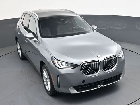 Used 2025 BMW X3 xDrive30i w/ Convenience Package image 30