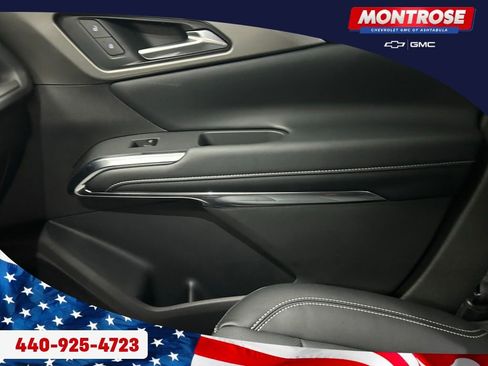 New 2026 Chevrolet Traverse LT w/ Midnight/Sport Edition FWD image 12
