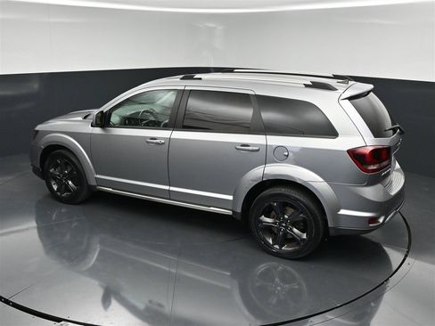 Used 2020 Dodge Journey Crossroad FWD image 27