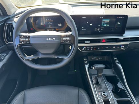 New 2026 Kia Sorento EX AWD/4WD image 13