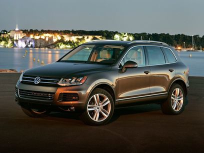 Used 2014 Volkswagen Touareg TDI