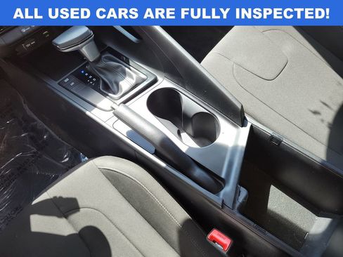 Used 2025 Hyundai Elantra Sport FWD image 9