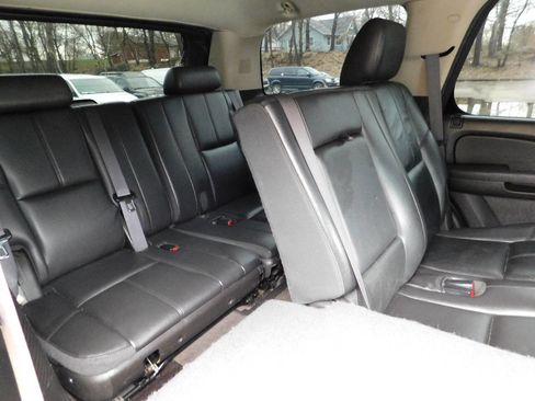 Used 2013 Chevrolet Tahoe LT w/ Luxury Package image 23