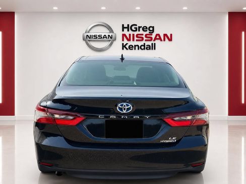 Used 2024 Toyota Camry LE FWD image 6