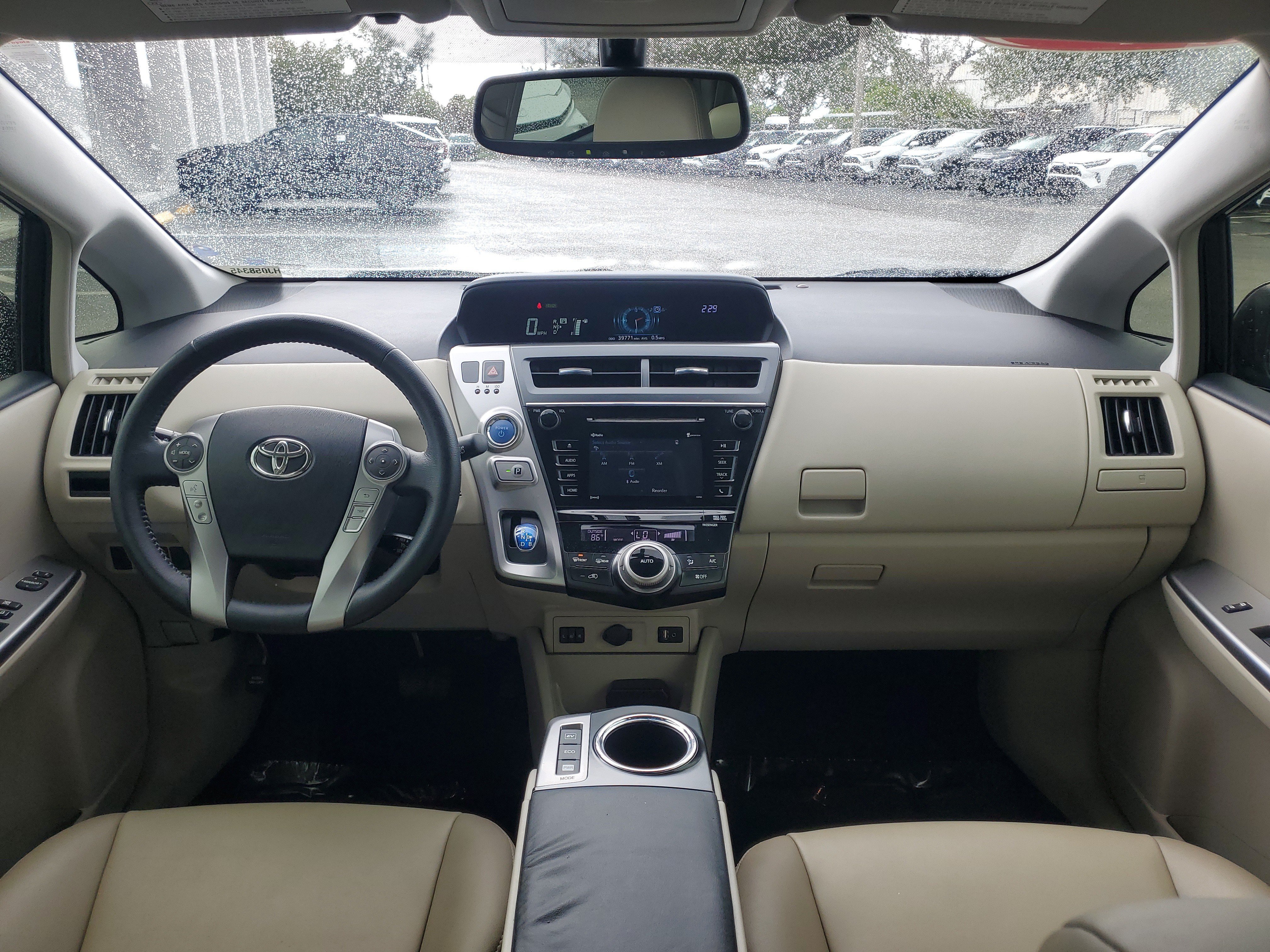 Used 2017 Toyota Prius V Four FWD image 18