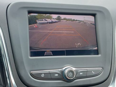 Used 2024 Chevrolet Equinox LS w/ LS Convenience Package FWD image 30