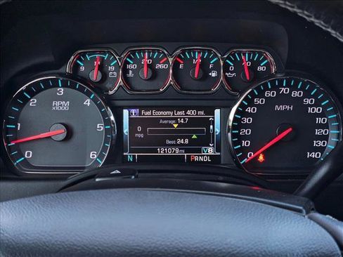 Used 2019 Chevrolet Suburban LT image 11