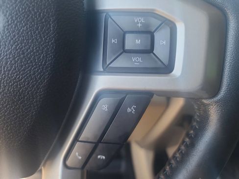Used 2017 Ford F250 Lariat w/ Lariat Value Package AWD/4WD image 26
