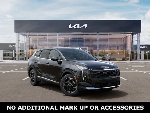New 2026 Kia Sportage EX FWD image 8