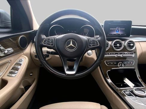 Used 2018 Mercedes-Benz C 300 Sedan image 6