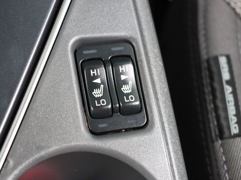 Used 2024 Subaru Crosstrek 2.0i Premium AWD/4WD image 21