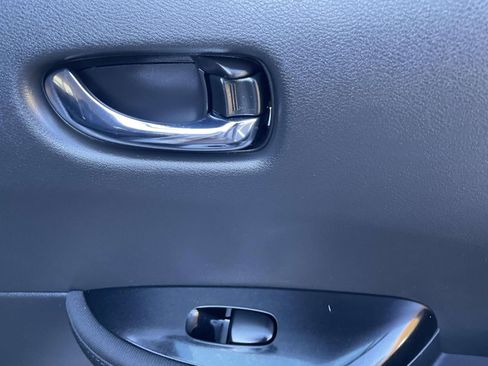 Used 2020 Nissan Leaf SV w/ Protection Package image 13