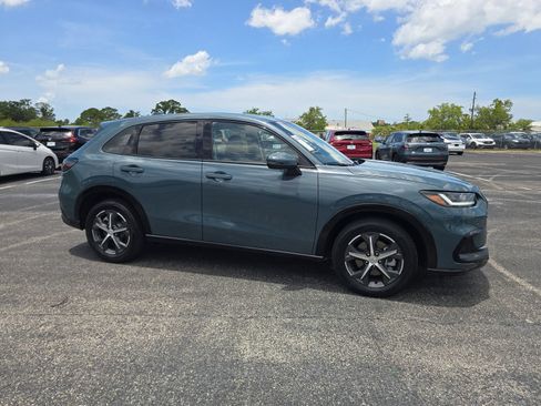Used 2025 Honda HR-V EX-L image 2