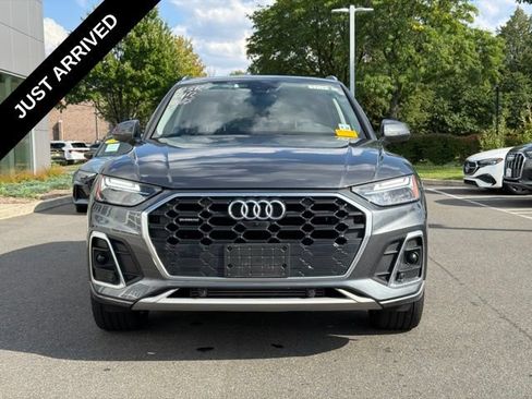 Used 2023 Audi Q5 2.0T Premium Plus w/ Premium Plus Package AWD/4WD image 2