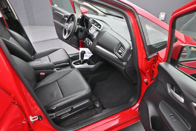 Used 2020 Honda Fit EX image 17
