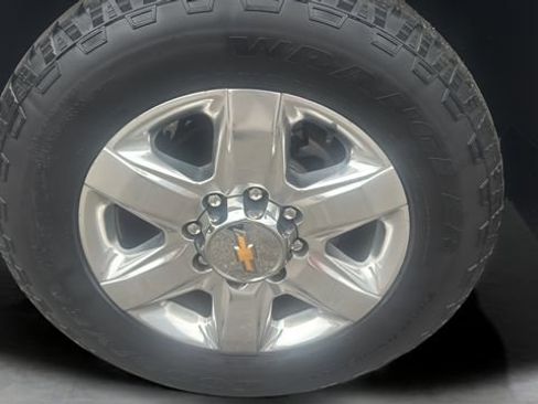 Used 2021 Chevrolet Silverado 2500 LTZ w/ LTZ Premium Package AWD/4WD image 29