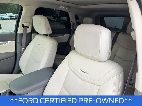 Used 2021 Cadillac XT5 Premium Luxury FWD image 17