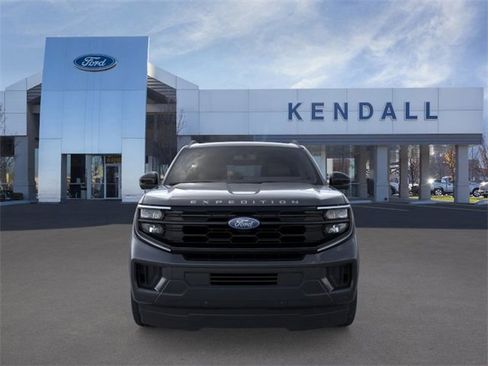 Used 2026 Ford Expedition Active image 6