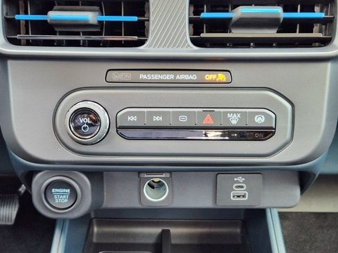 New 2026 Ford Maverick Lobo AWD/4WD image 14