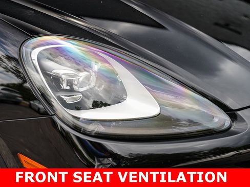 Used 2023 Porsche Cayenne Coupe w/ Premium Package image 6