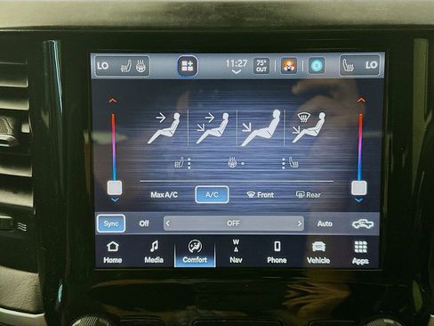 Used 2022 RAM 1500 Big Horn w/ Night Edition AWD/4WD image 18