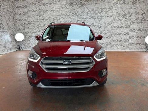 Used 2019 Ford Escape SEL FWD image 2