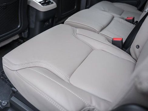 New 2026 Volvo XC90 B6 Ultra w/ Lounge Package image 31