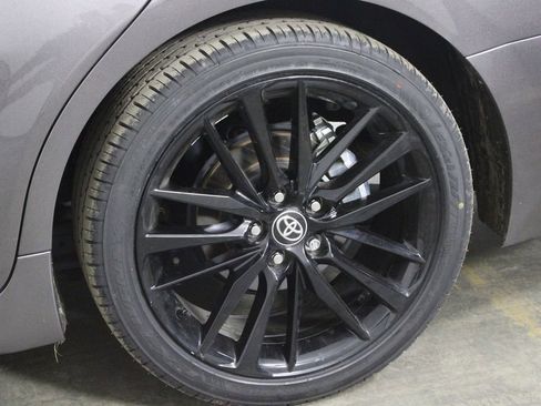 Used 2024 Toyota Camry XSE image 32