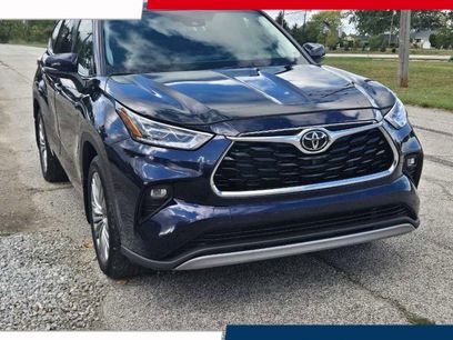 Used 2022 Toyota Highlander Platinum