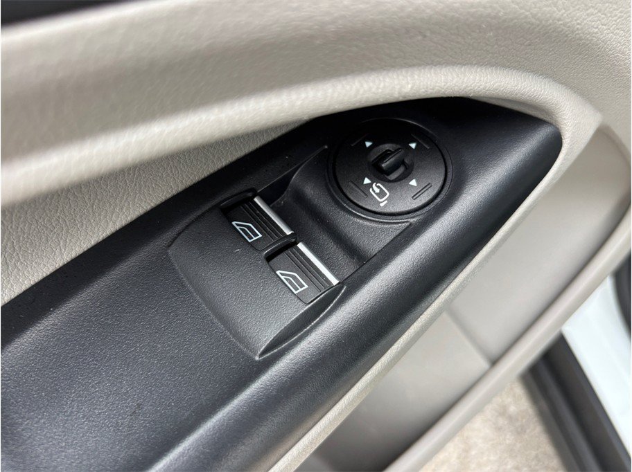 Used 2020 Ford Transit Connect XLT FWD image 19