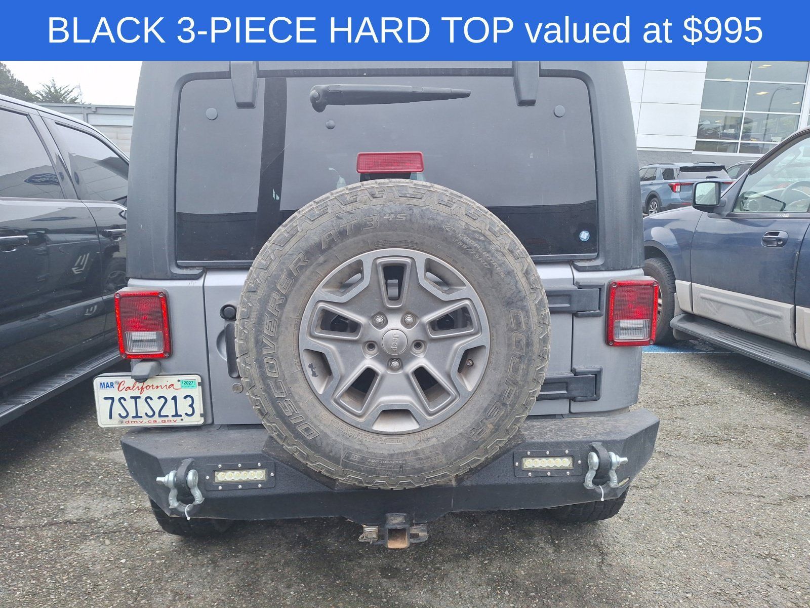 Used 2016 Jeep Wrangler Unlimited Rubicon w/ Connectivity Group AWD/4WD image 7