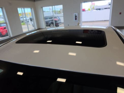 Used 2018 Hyundai Elantra Value Edition FWD image 13