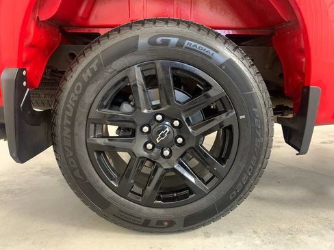 Used 2022 Chevrolet Silverado 1500 Custom w/ Rally Edition AWD/4WD image 10