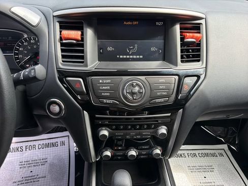 Used 2020 Nissan Pathfinder S AWD/4WD image 20