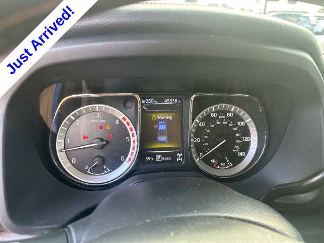 Used 2016 Nissan Titan Platinum Reserve AWD/4WD image 12
