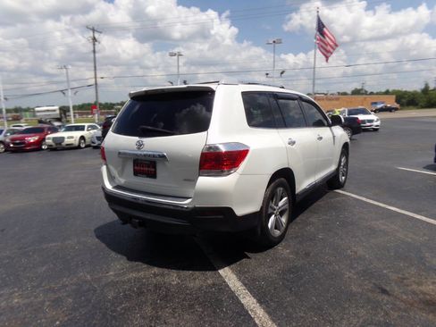 Used 2011 Toyota Highlander Limited w/ Tow Pkg AWD/4WD image 62
