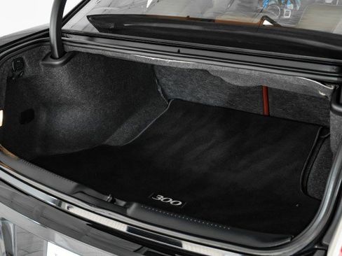 Used 2012 Chrysler 300 SRT8 w/ 19-Premium Speaker Group image 49