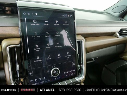 Used 2025 GMC Yukon XL Denali Ultimate w/ LPO, Floor Liner Package AWD/4WD image 13