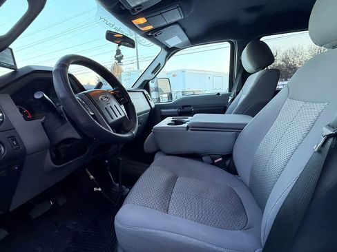 Used 2016 Ford F250 XLT image 18