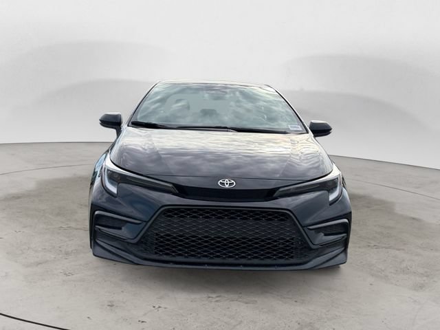 Used 2024 Toyota Corolla SE w/ SE Premium Package FWD image 2