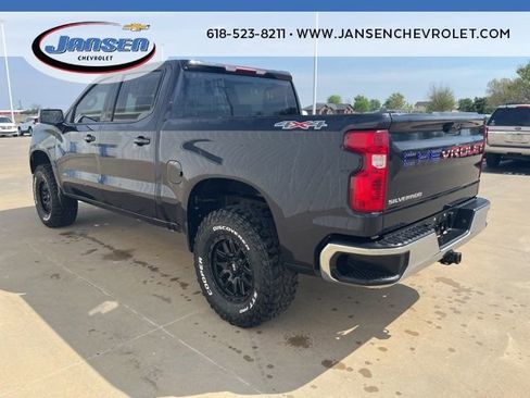 Used 2024 Chevrolet Silverado 1500 LT image 4