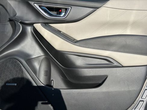 Used 2023 Subaru Forester Limited image 25