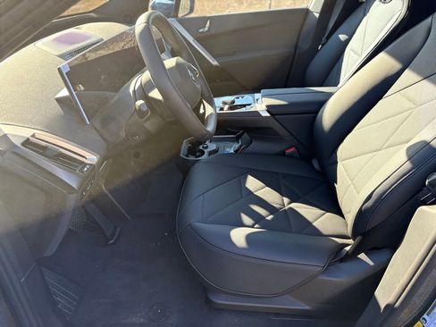 Used 2025 BMW iX xDrive50 w/ Sport Package image 13
