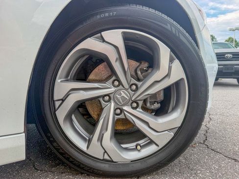 Used 2020 Honda Accord EX image 19