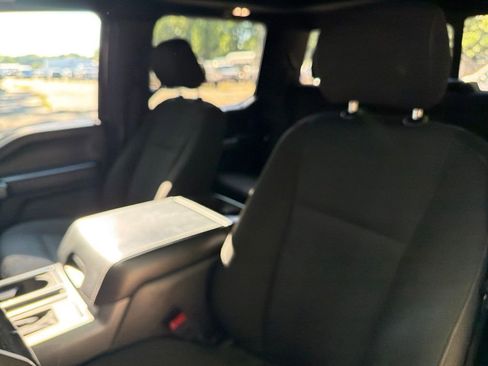 Used 2018 Ford F150 XLT w/ Equipment Group 302A Luxury AWD/4WD image 15