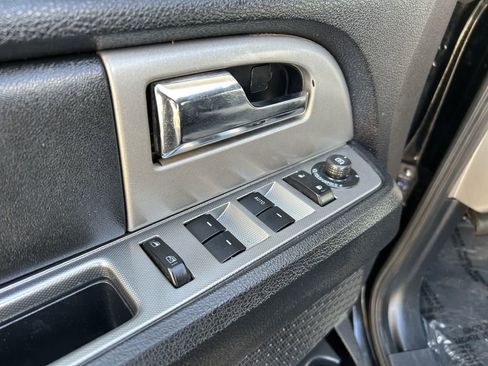 Used 2017 Ford Expedition EL Limited w/ Equipment Group 301A image 2