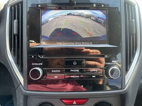 Used 2019 Subaru Crosstrek 2.0i Premium w/ Eyesight System image 12