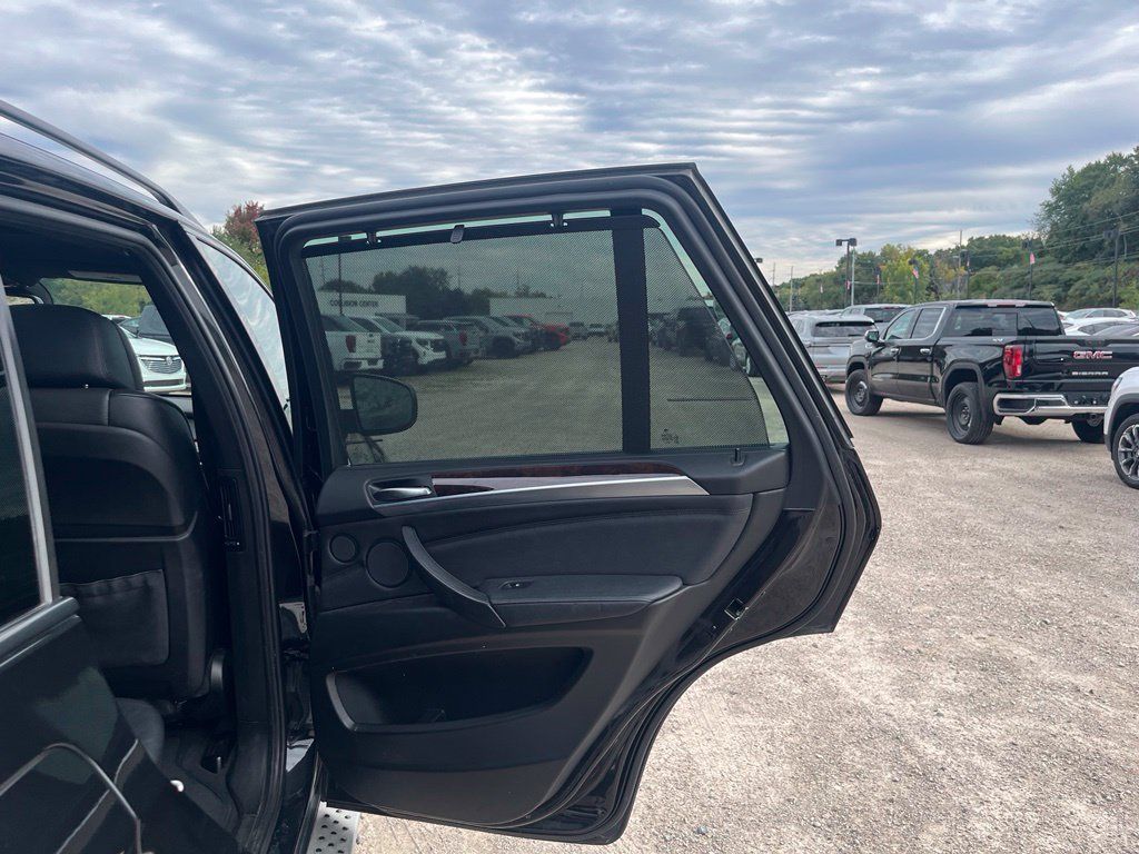 Used 2012 BMW X5 xDrive50i AWD/4WD image 34