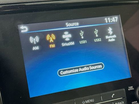 Used 2022 Nissan Frontier SV AWD/4WD image 27